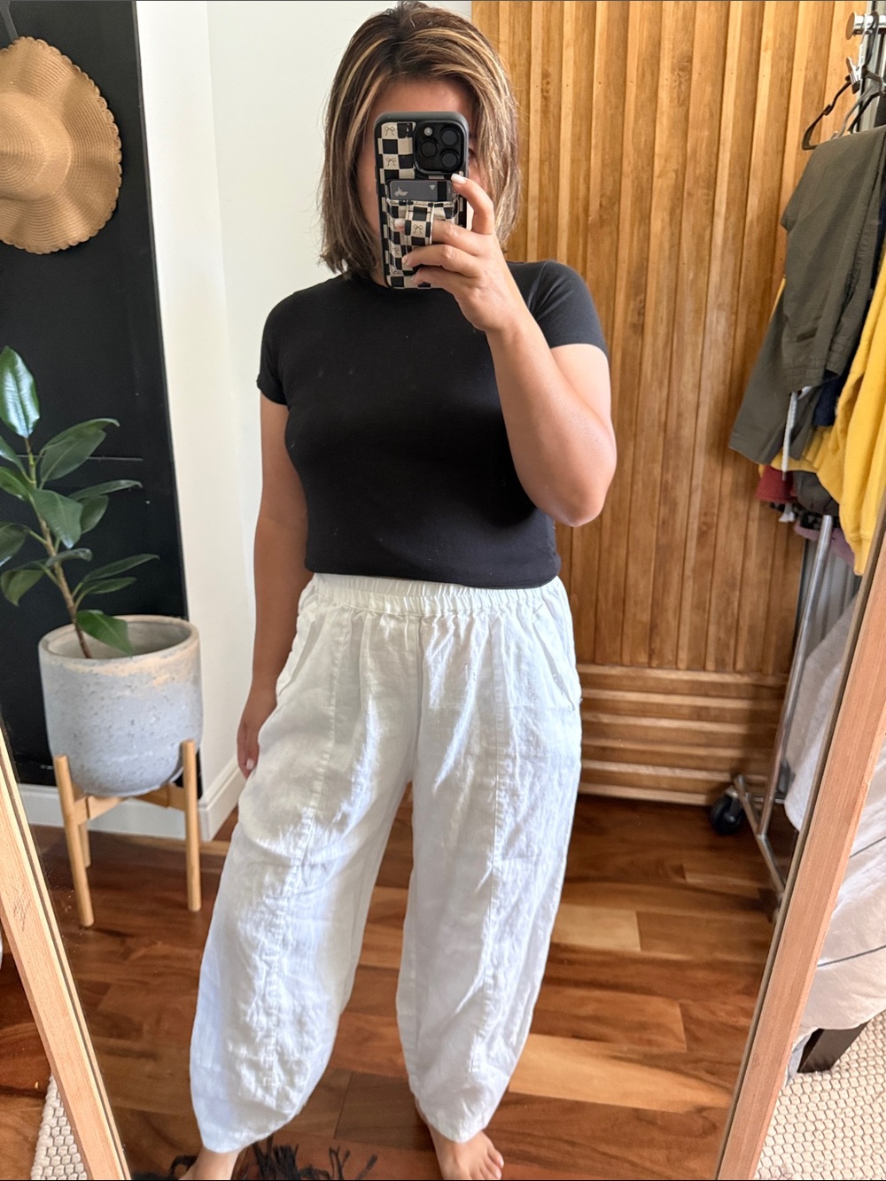 No Brand Linen Barrel Leg Cropped White Pants. M
